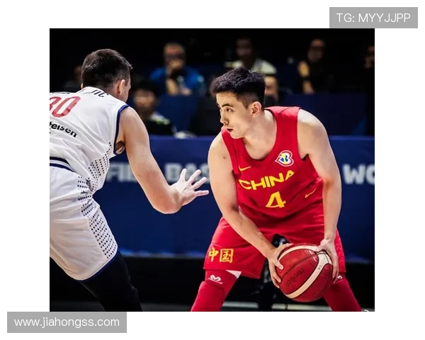 中国篮球队迎战世界强队 持续冲击世界杯名额 力争历史性突破