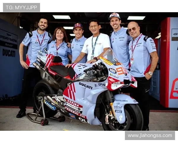 MotoGP赛季冲刺阶段精彩纷呈 多支车队争夺世界冠军宝座