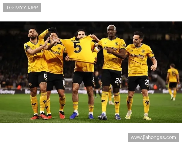 西汉姆联俱乐部崛起之路与英超赛场中坚力量的成长历程 西汉姆联俱乐部崛起之路与英超赛场中坚力量的成长历程