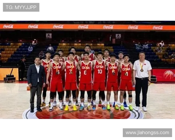 中国男篮迎来世界杯强势开局,全面分析球队表现与未来展望 中国男篮迎来世界杯强势开局,全面分析球队表现与未来展望